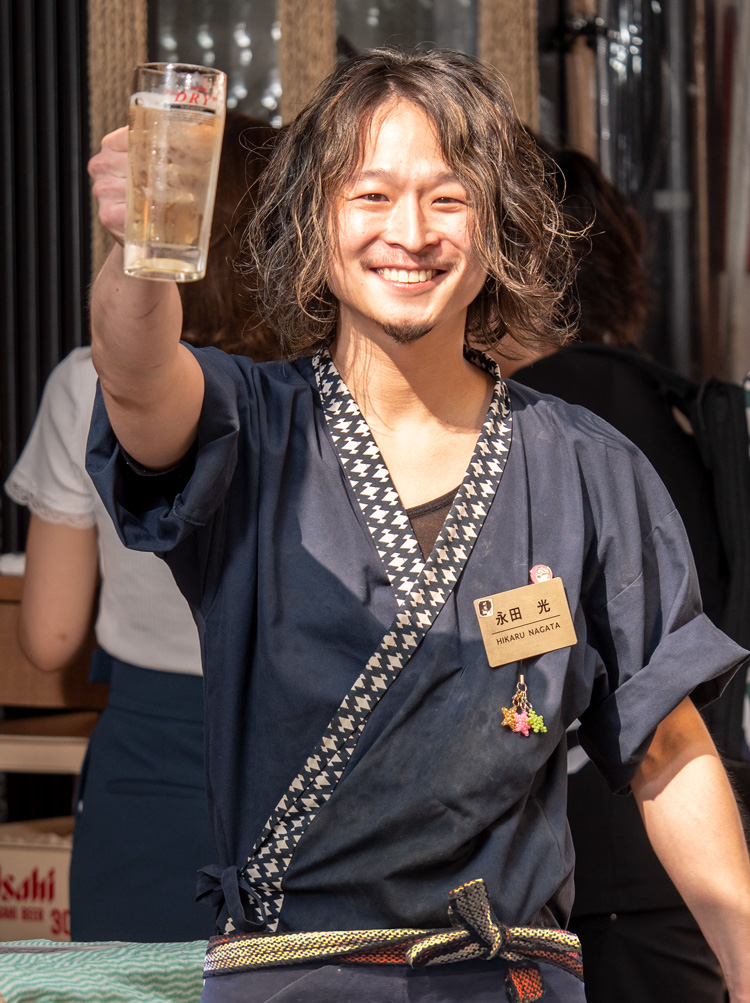 立呑み 魚椿 蒲田店・永田光さん